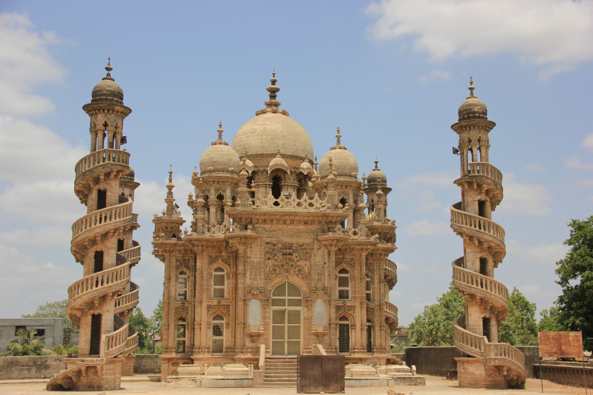 Mahabat Maqbara – Architecture – Junagadh, Gujarat